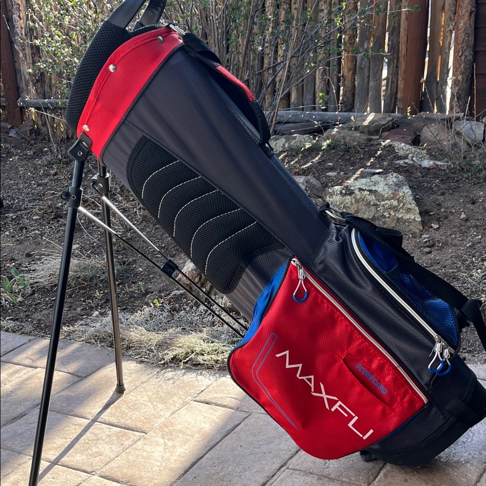 Kids Red and Black Maxfli Stand or Carry Golf Bag